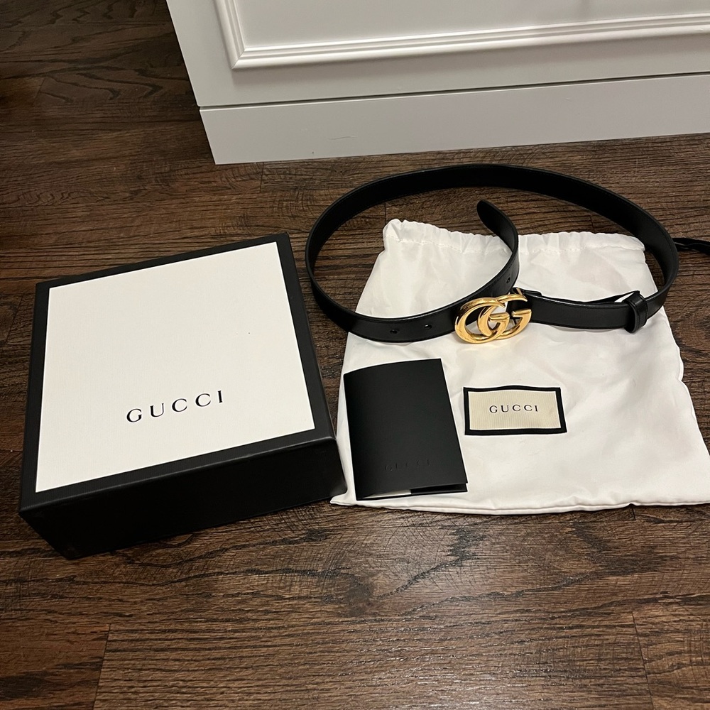 Gucci Black Belt with Gold Double G Buckle 75-30 - Picture 2 of 7